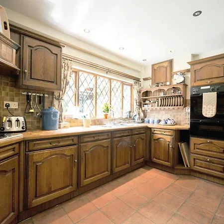 Troutbeck Sleeps 10 With Wifi Villa
